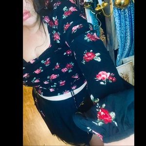 Bishop Sleeve Floral Plus Crop Top